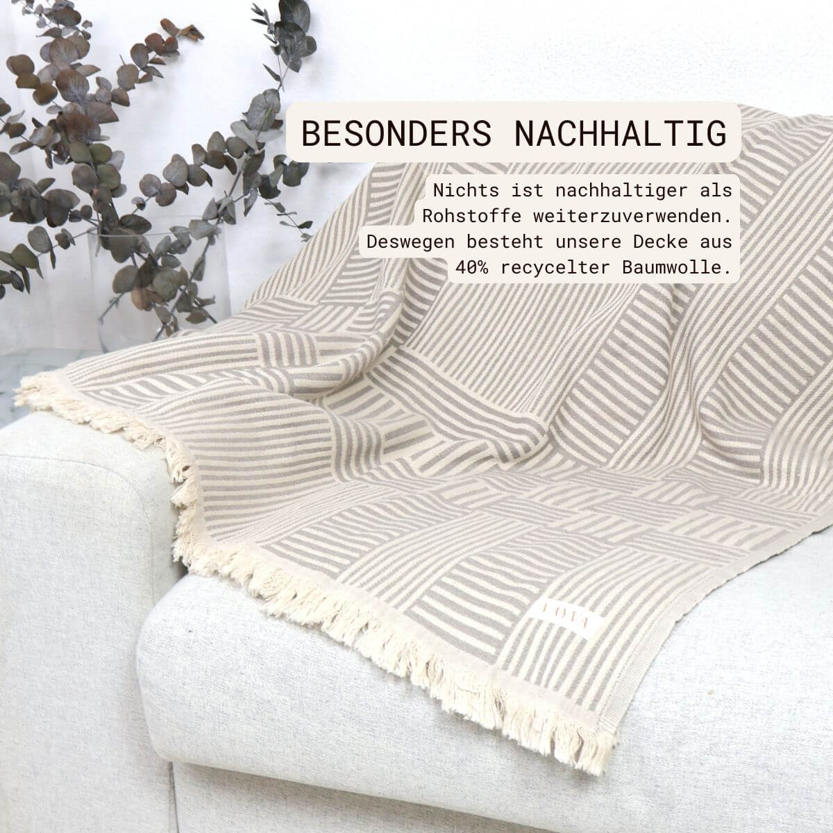 Couchdecke mit recycelter Baumwolle