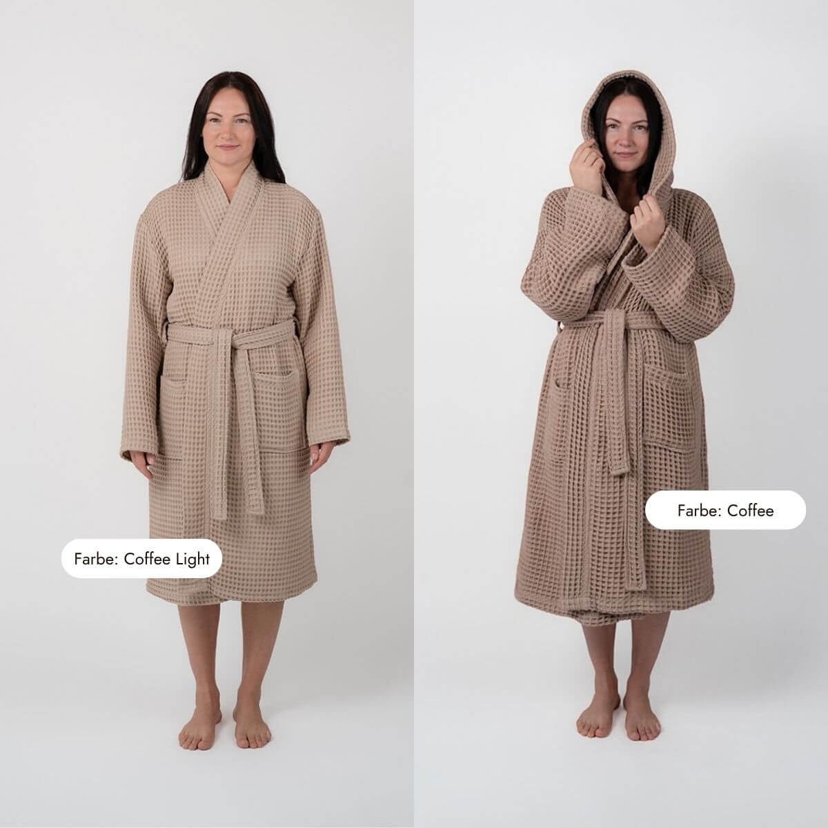 Model im Kimono-Bademantel in Coffee Light und im Kapuzenbademantel in Coffee, Vorderansicht